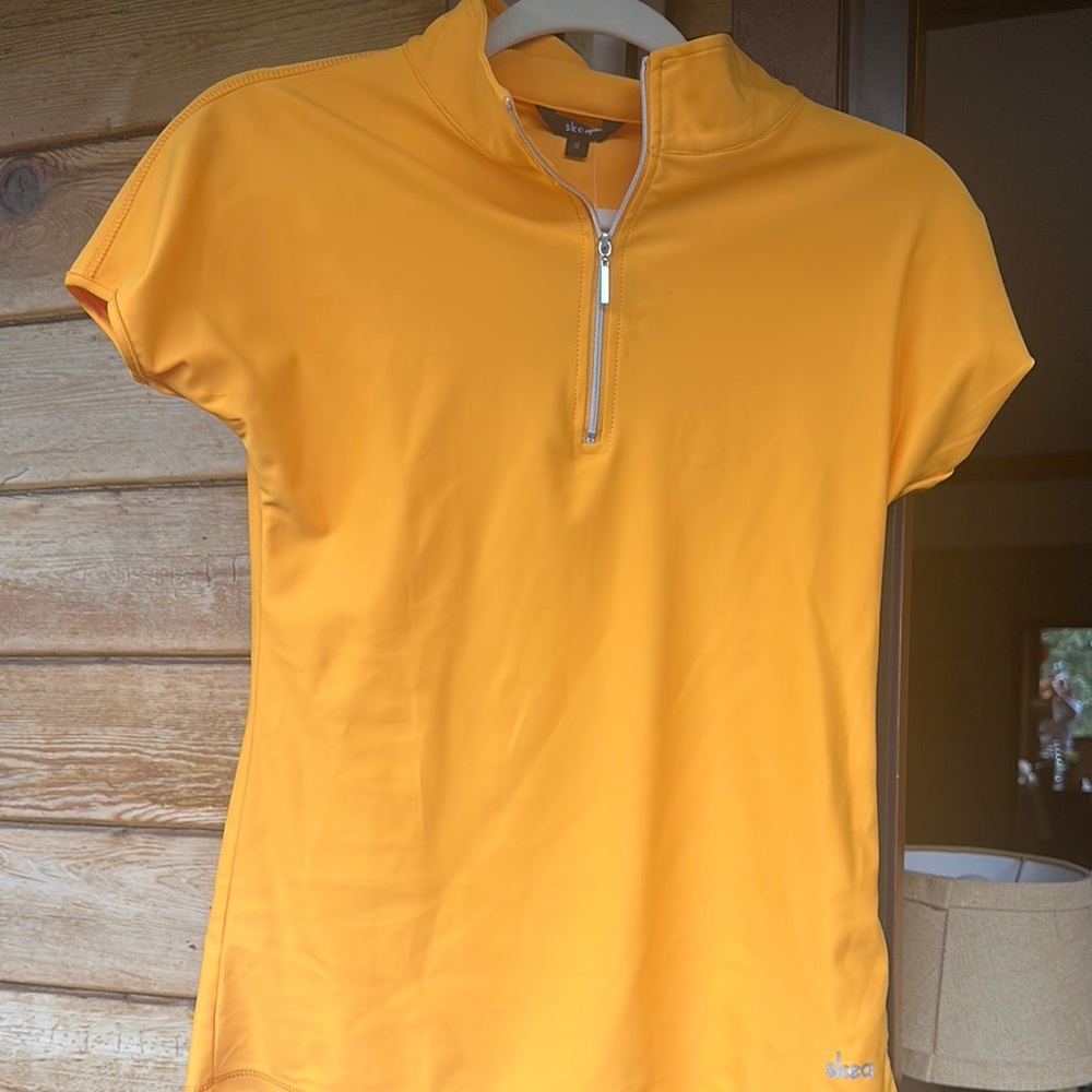 Skea Orange Fitted Polo Tee with Short Sleeves